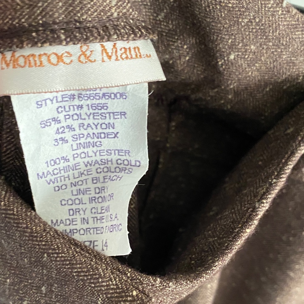 NWOT Brown Tweed Sleeveless Vest and Capri Pants Set - Picture 7 of 9
